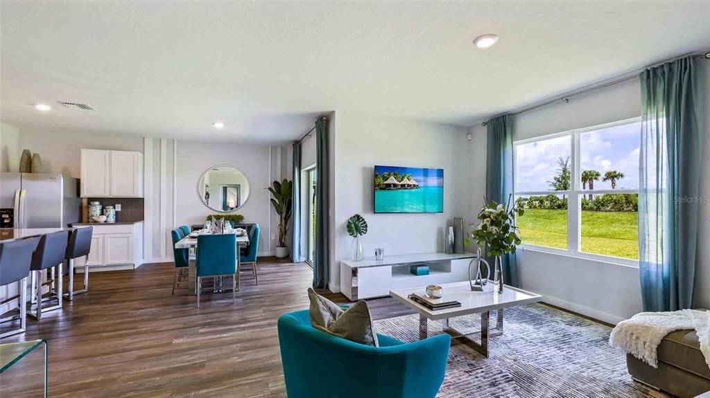 Active With Contract: $465,000 (4 beds, 2 baths, 1828 Square Feet)