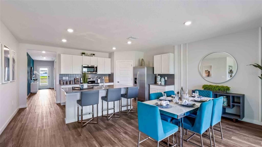 Active With Contract: $465,000 (4 beds, 2 baths, 1828 Square Feet)