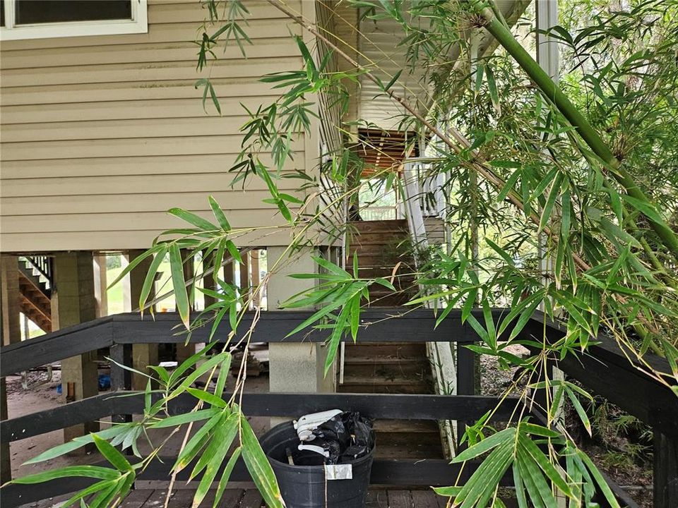 For Sale: $255,000 (3 beds, 2 baths, 1184 Square Feet)