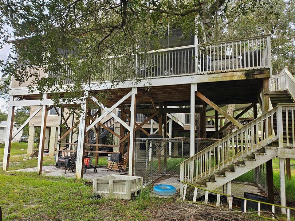 For Sale: $255,000 (3 beds, 2 baths, 1184 Square Feet)