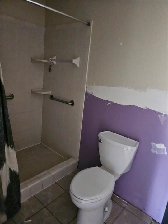 For Sale: $255,000 (3 beds, 2 baths, 1184 Square Feet)