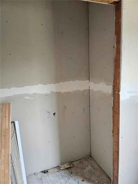 For Sale: $255,000 (3 beds, 2 baths, 1184 Square Feet)