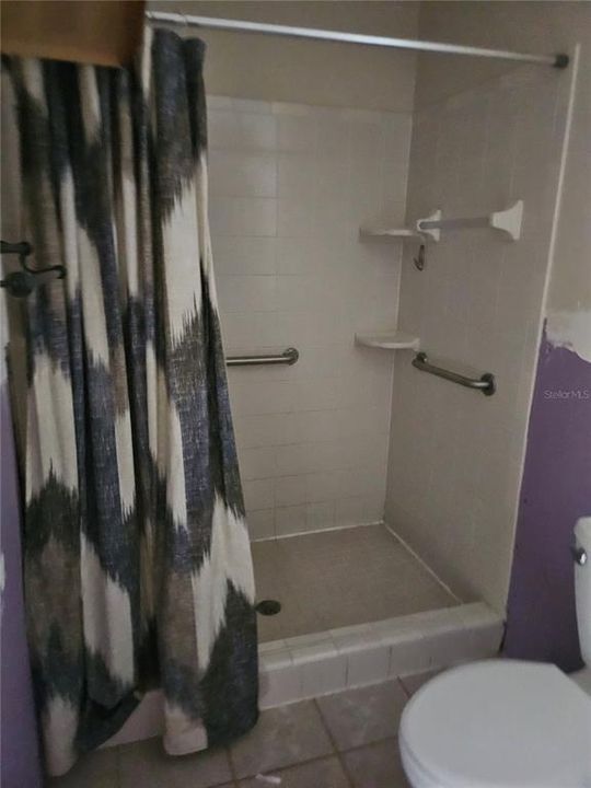 For Sale: $255,000 (3 beds, 2 baths, 1184 Square Feet)