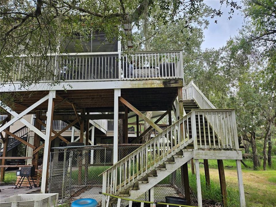 For Sale: $255,000 (3 beds, 2 baths, 1184 Square Feet)