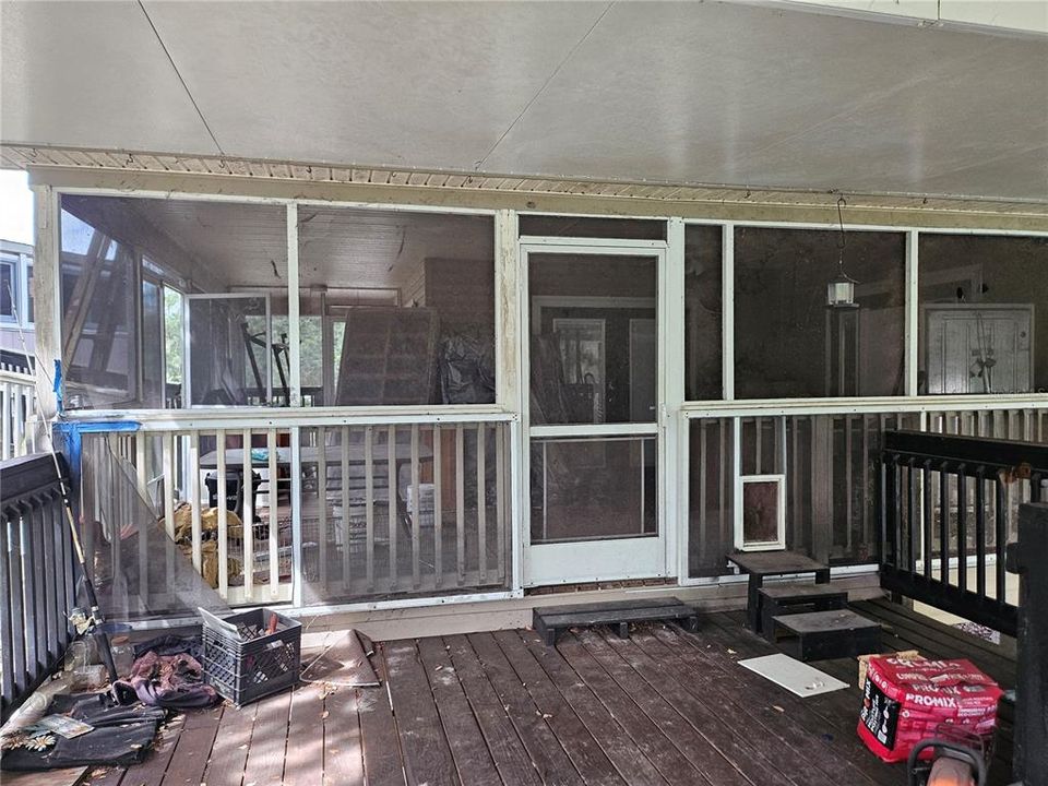 For Sale: $255,000 (3 beds, 2 baths, 1184 Square Feet)