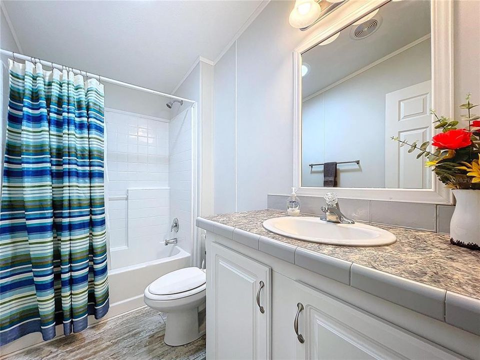 На продажу: $899,900 (4 спален, 3 ванн, 2820 Квадратных фут)