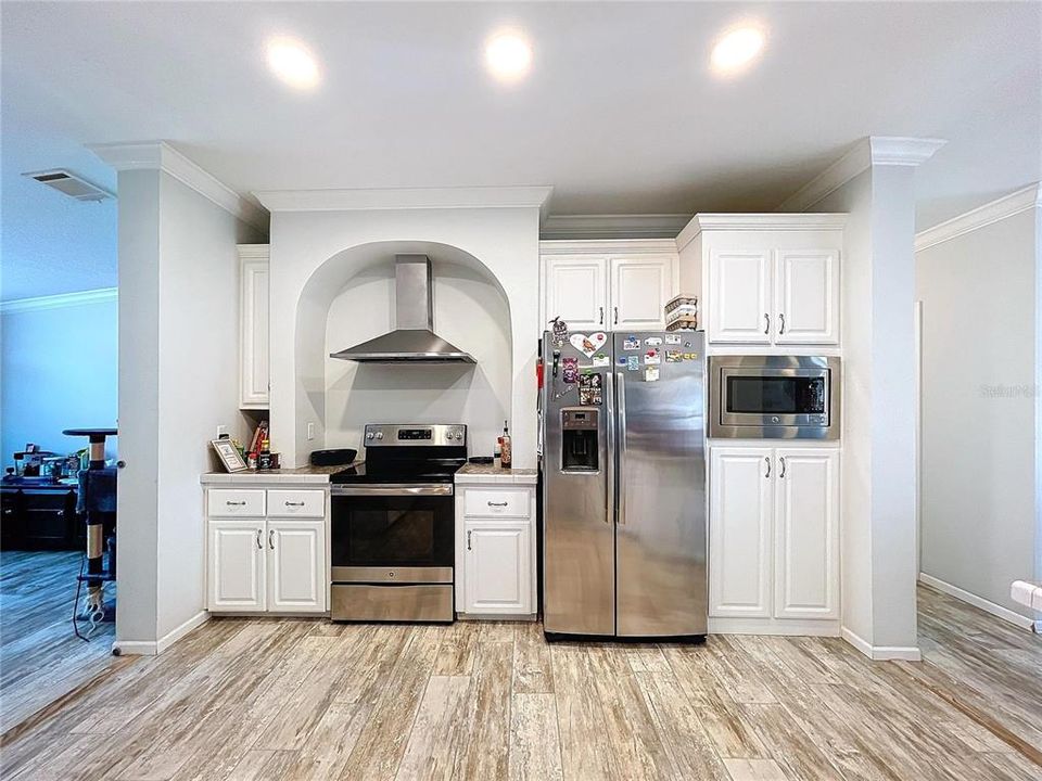 На продажу: $899,900 (4 спален, 3 ванн, 2820 Квадратных фут)