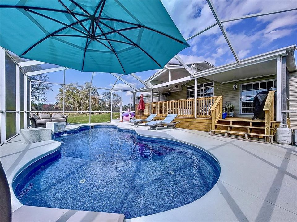 На продажу: $899,900 (4 спален, 3 ванн, 2820 Квадратных фут)