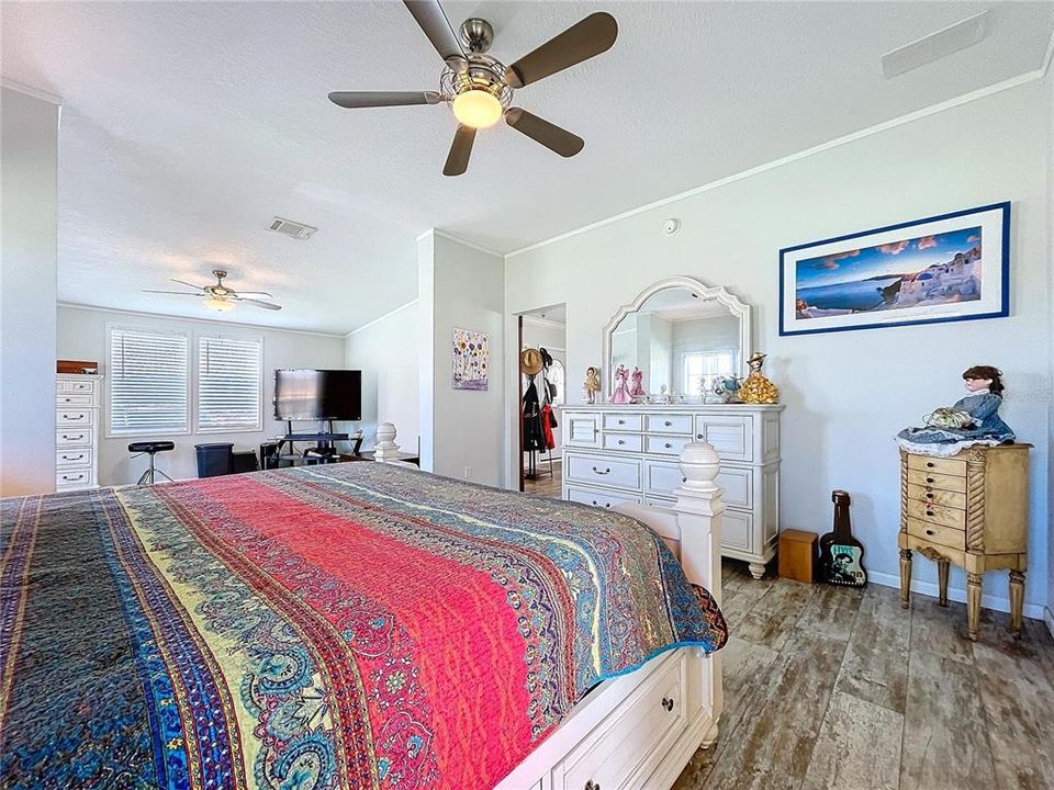 На продажу: $899,900 (4 спален, 3 ванн, 2820 Квадратных фут)