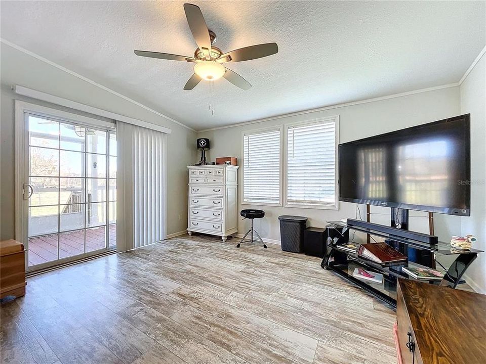 На продажу: $899,900 (4 спален, 3 ванн, 2820 Квадратных фут)