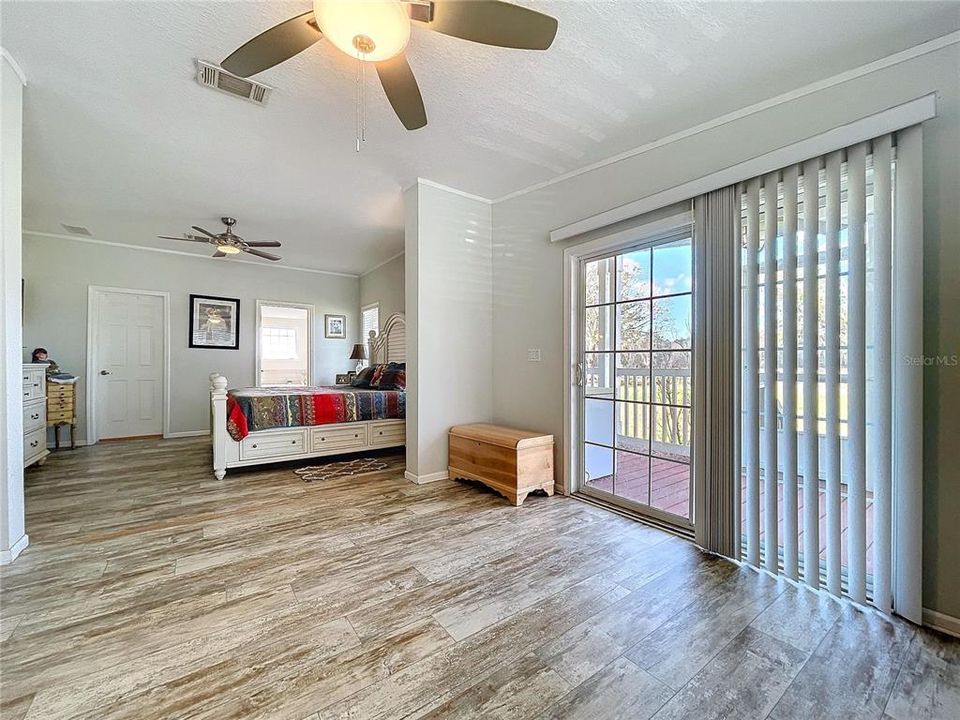 На продажу: $899,900 (4 спален, 3 ванн, 2820 Квадратных фут)