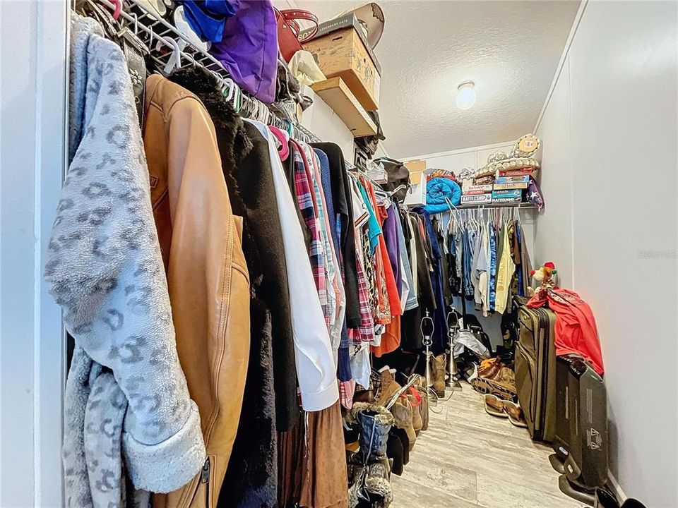 На продажу: $899,900 (4 спален, 3 ванн, 2820 Квадратных фут)