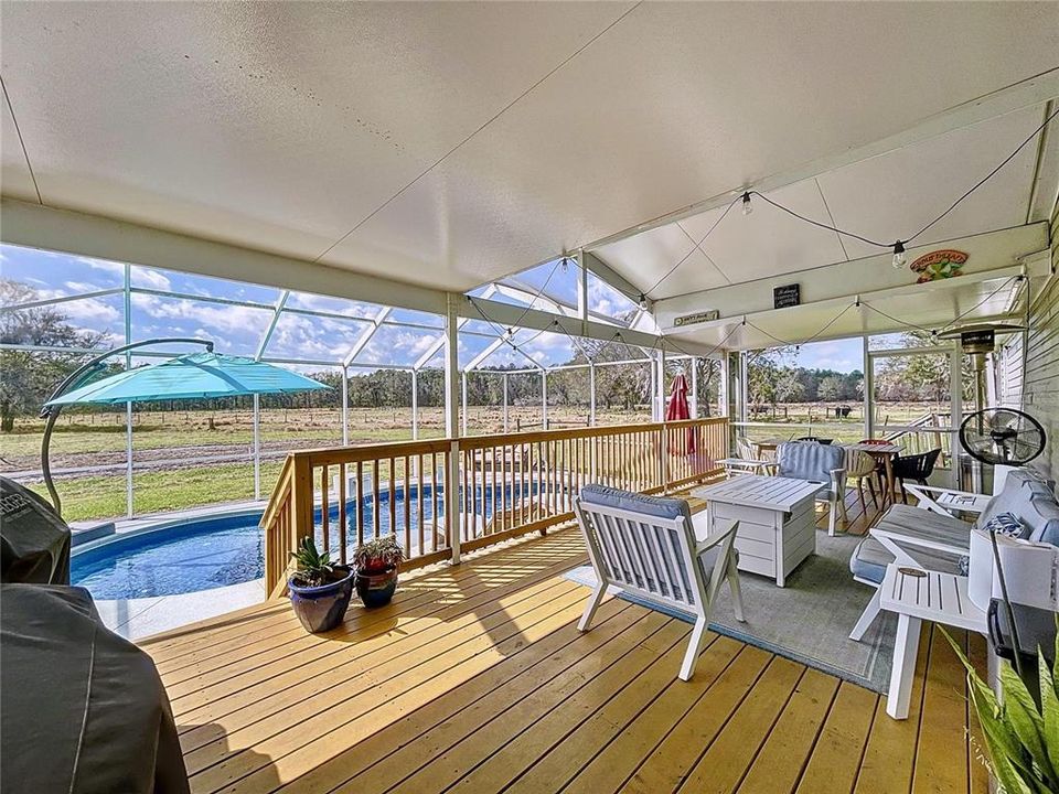 На продажу: $899,900 (4 спален, 3 ванн, 2820 Квадратных фут)