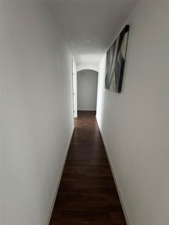 合同活跃: $180,000 (6 贝兹, 2 浴室, 1622 平方英尺)