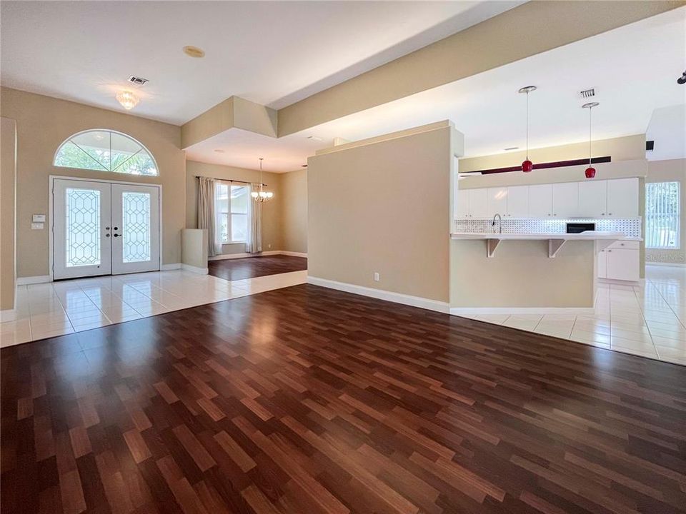 En Renta: $3,395 (3 camas, 3 baños, 2641 Pies cuadrados)