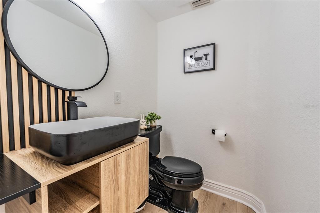 Activo con contrato: $789,000 (4 camas, 2 baños, 2041 Pies cuadrados)