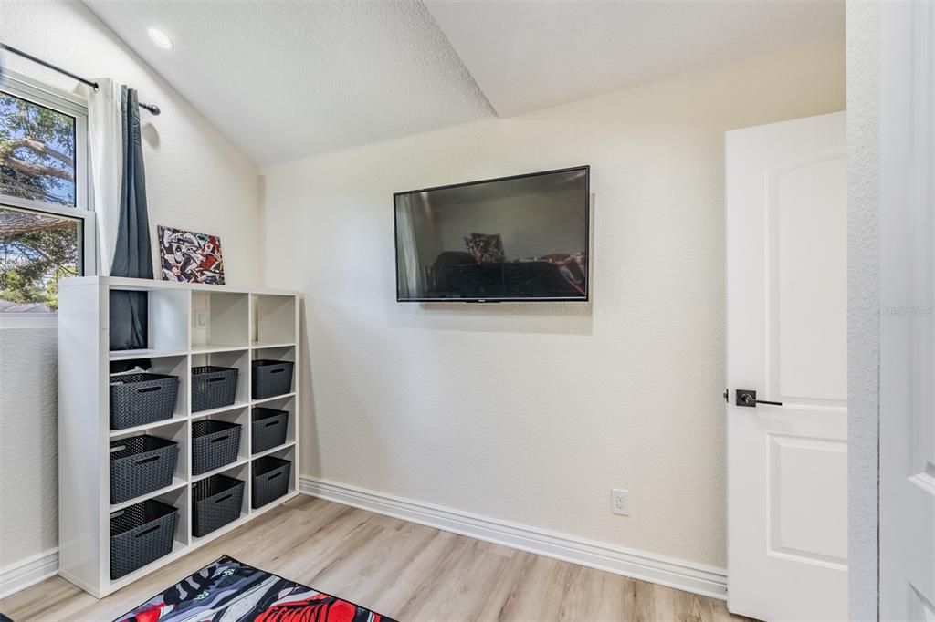 Activo con contrato: $789,000 (4 camas, 2 baños, 2041 Pies cuadrados)