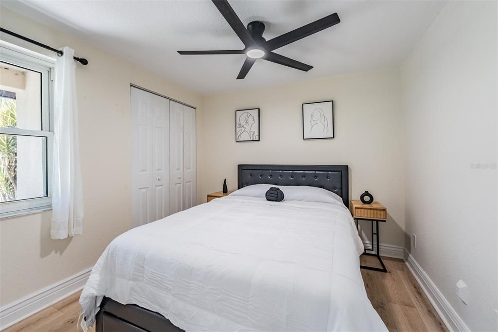 Activo con contrato: $789,000 (4 camas, 2 baños, 2041 Pies cuadrados)