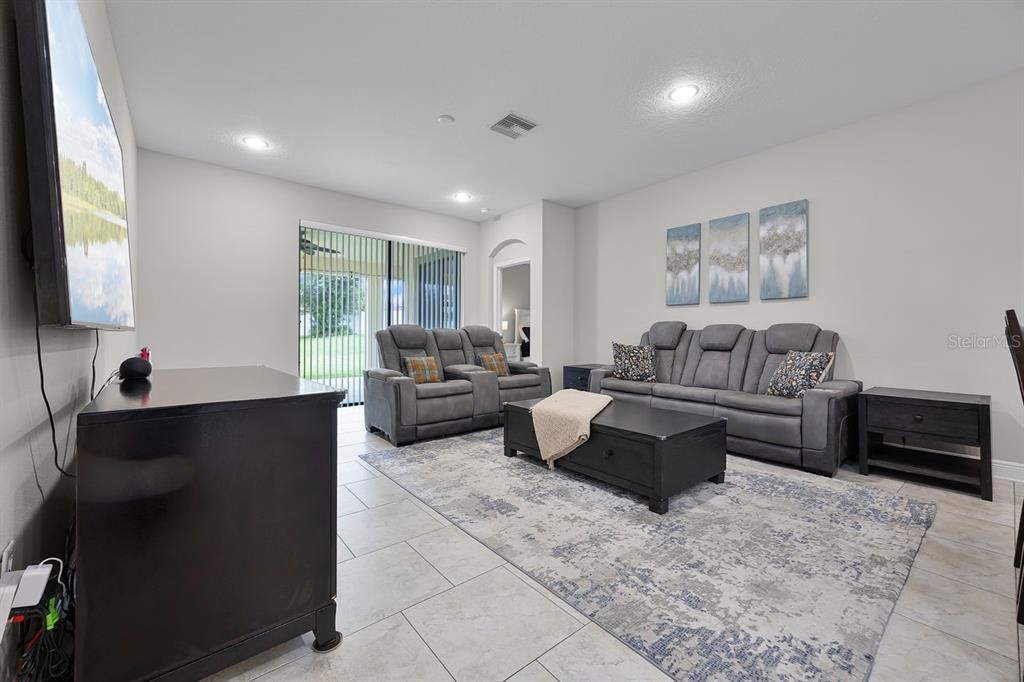 На продажу: $515,000 (4 спален, 3 ванн, 3003 Квадратных фут)