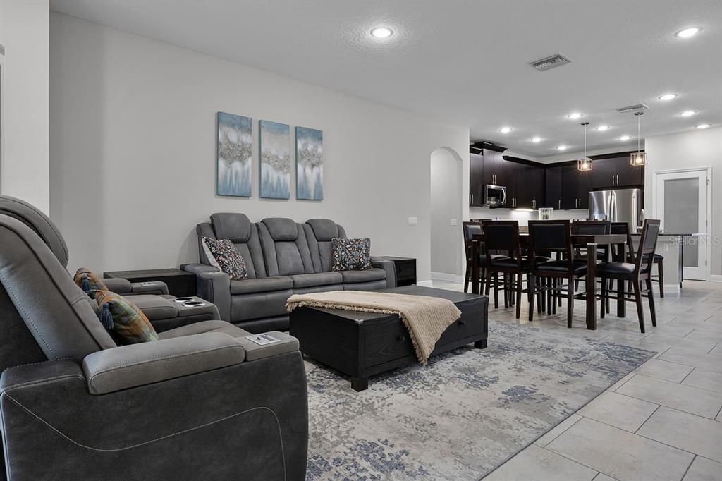 На продажу: $515,000 (4 спален, 3 ванн, 3003 Квадратных фут)