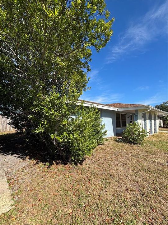 For Sale: $229,900 (3 beds, 2 baths, 1272 Square Feet)