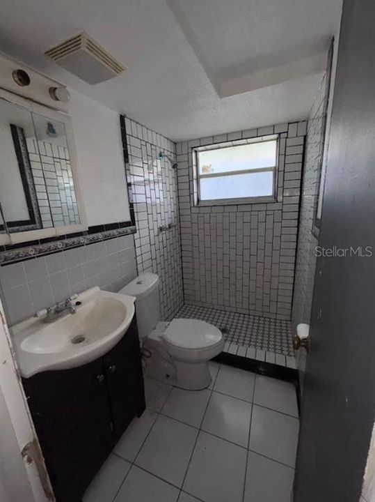 For Sale: $229,900 (3 beds, 2 baths, 1272 Square Feet)