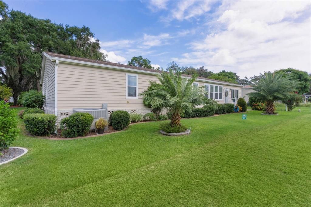 Activo con contrato: $337,500 (3 camas, 2 baños, 2220 Pies cuadrados)