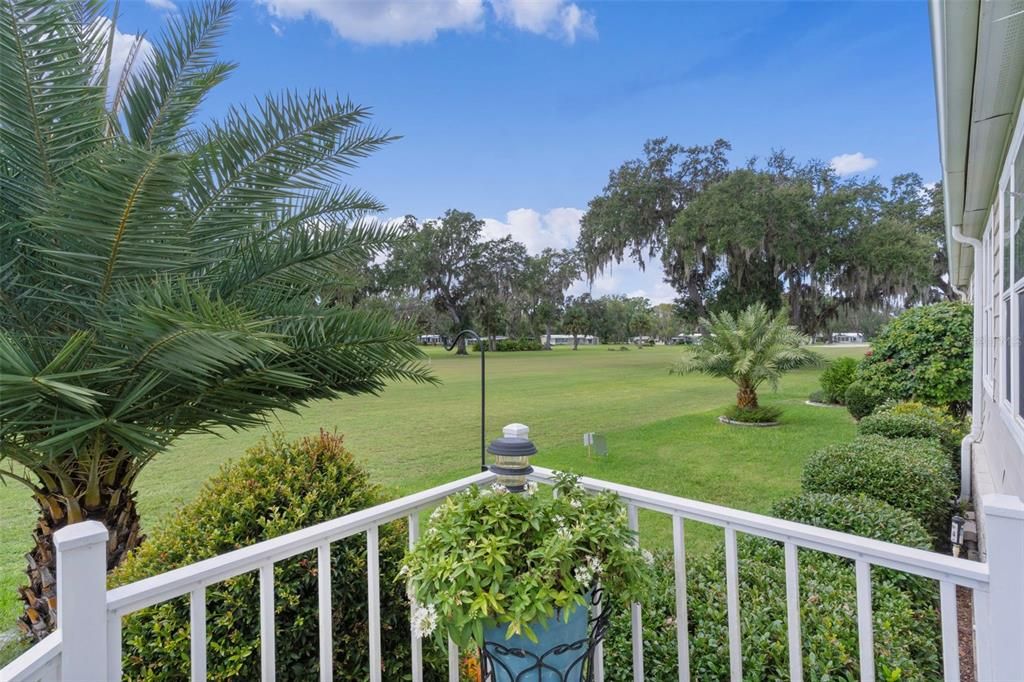 Activo con contrato: $337,500 (3 camas, 2 baños, 2220 Pies cuadrados)