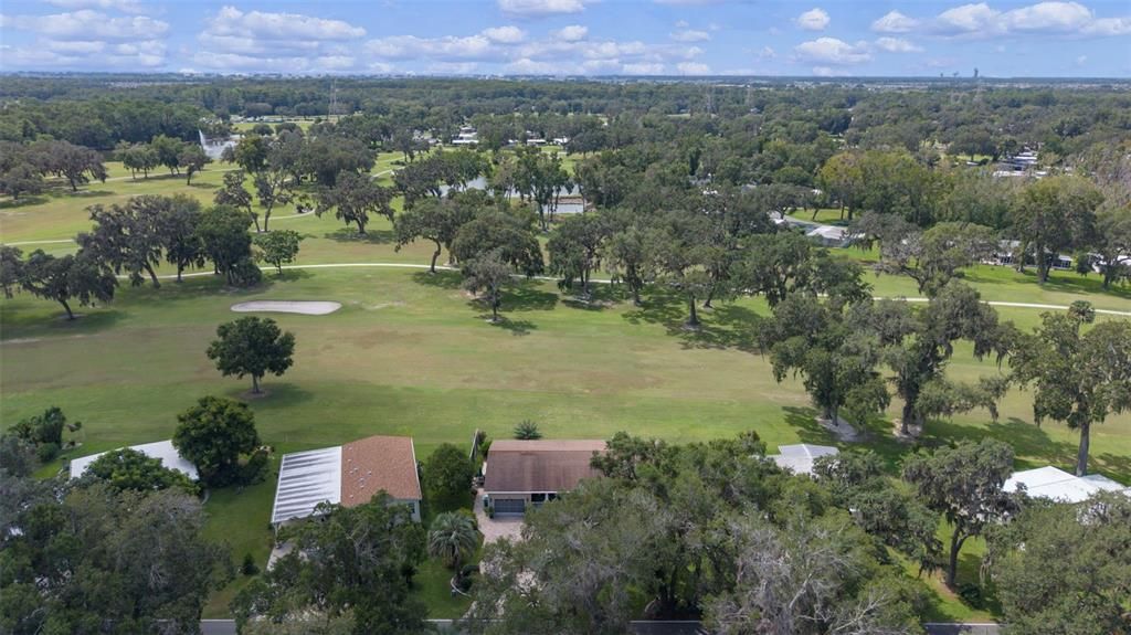 Activo con contrato: $337,500 (3 camas, 2 baños, 2220 Pies cuadrados)