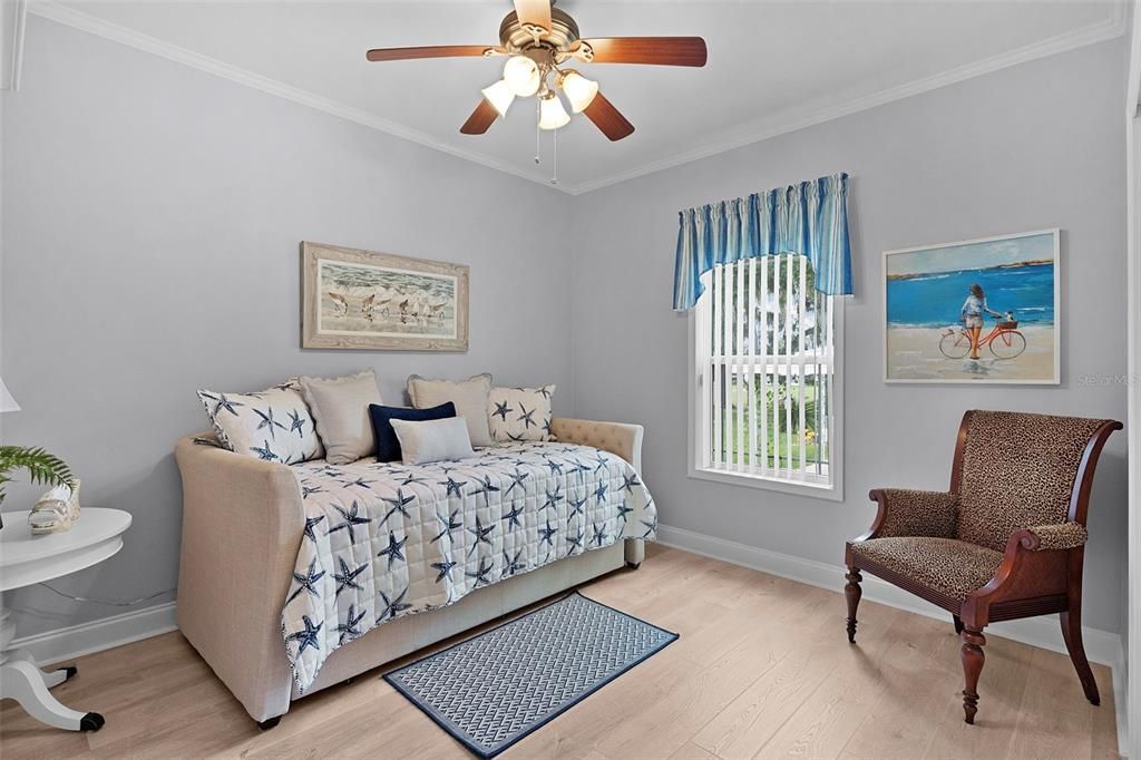 Activo con contrato: $337,500 (3 camas, 2 baños, 2220 Pies cuadrados)