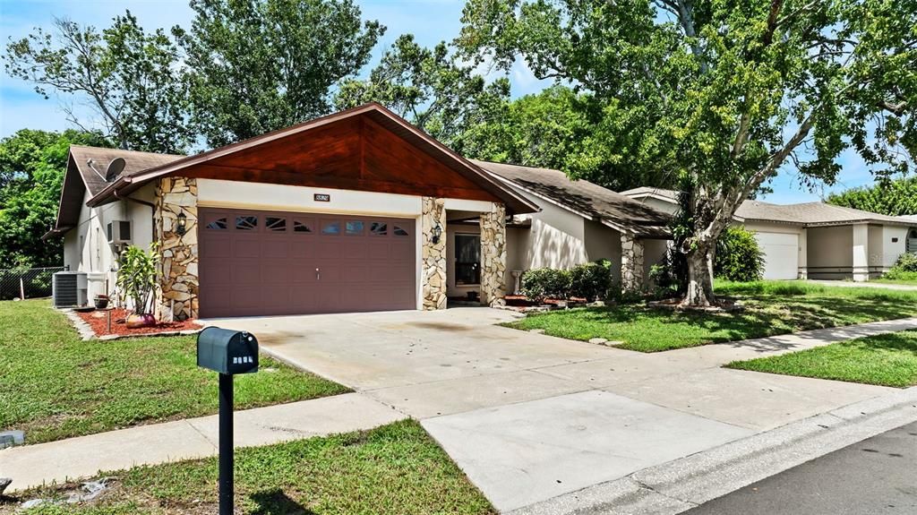 Под контрактом: $1,795 (3 спален, 2 ванн, 1806 Квадратных фут)