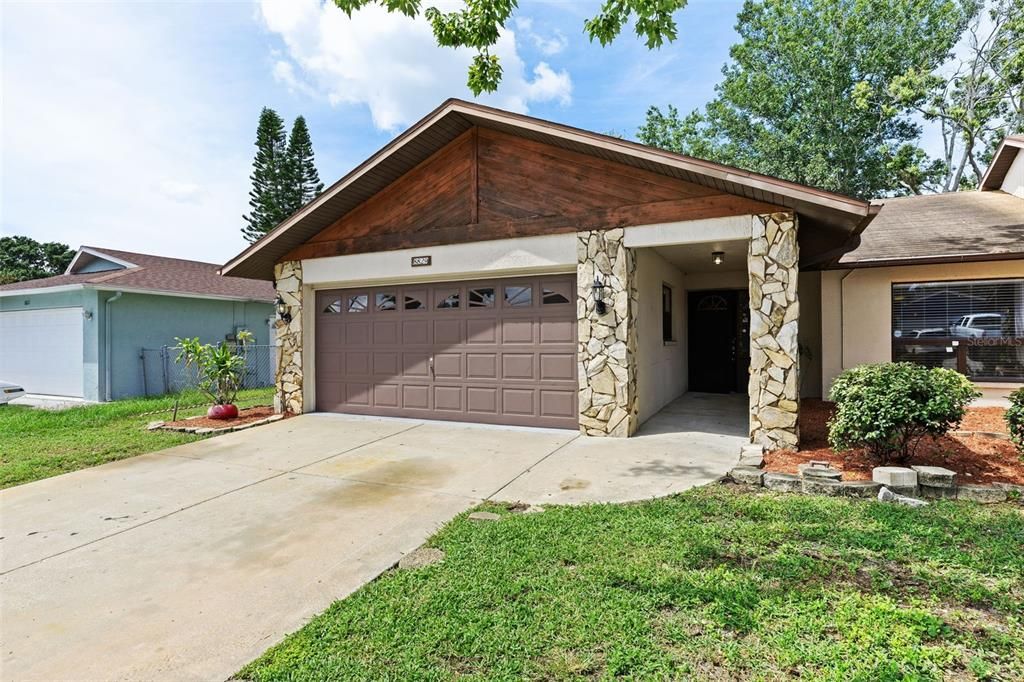 Под контрактом: $1,795 (3 спален, 2 ванн, 1806 Квадратных фут)