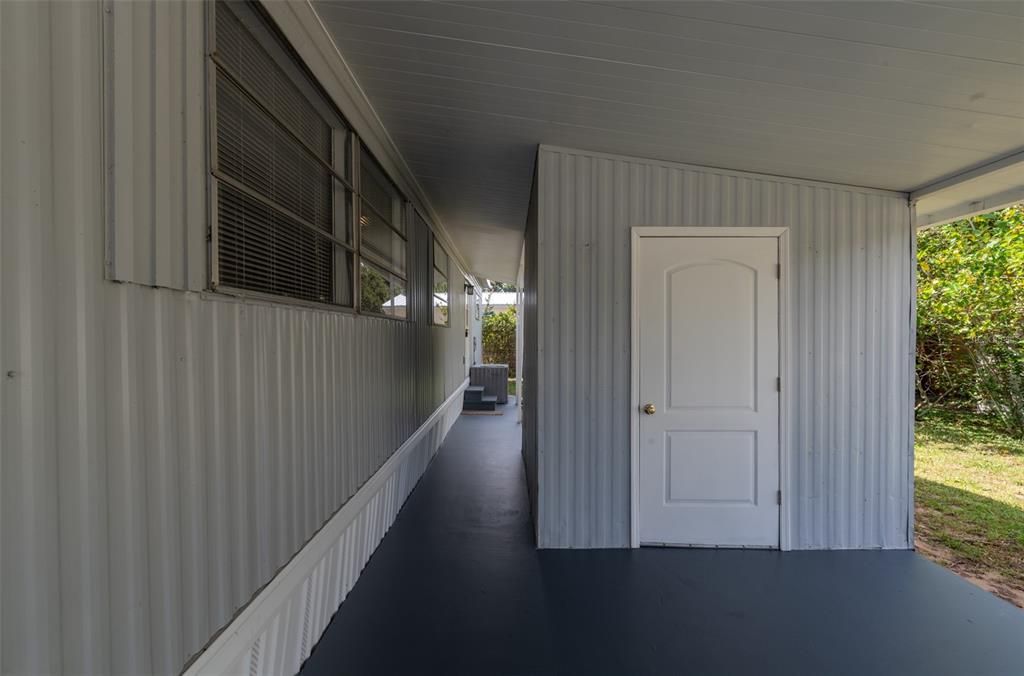 For Sale: $175,000 (2 beds, 2 baths, 720 Square Feet)