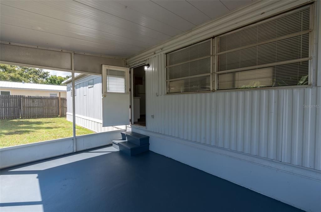 For Sale: $175,000 (2 beds, 2 baths, 720 Square Feet)