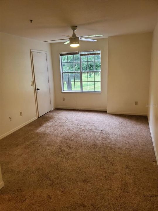 待售: $175,000 (2 贝兹, 2 浴室, 1080 平方英尺)