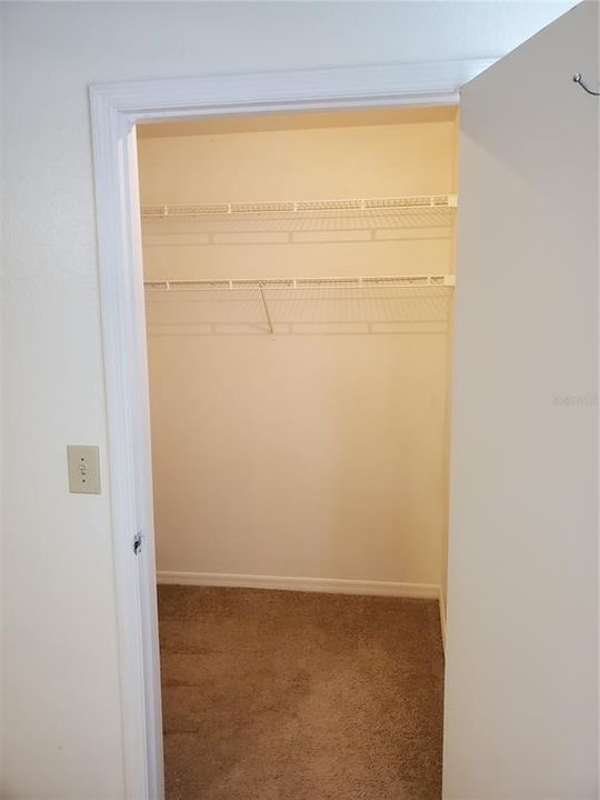 待售: $175,000 (2 贝兹, 2 浴室, 1080 平方英尺)