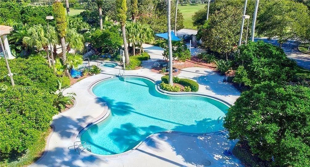 待售: $175,000 (2 贝兹, 2 浴室, 1080 平方英尺)