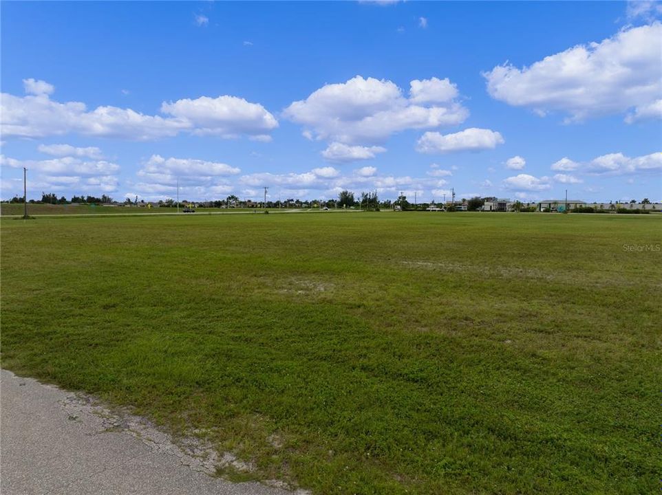 En Venta: $135,000 (0.46 acres)