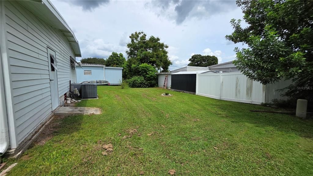 待售: $144,000 (2 贝兹, 2 浴室, 1248 平方英尺)