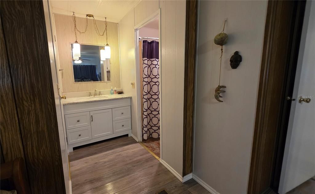 待售: $144,000 (2 贝兹, 2 浴室, 1248 平方英尺)