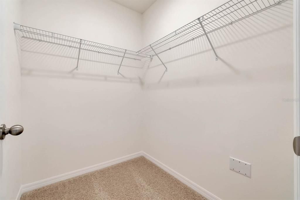 Active With Contract: $375,990 (4 beds, 2 baths, 1605 Square Feet)