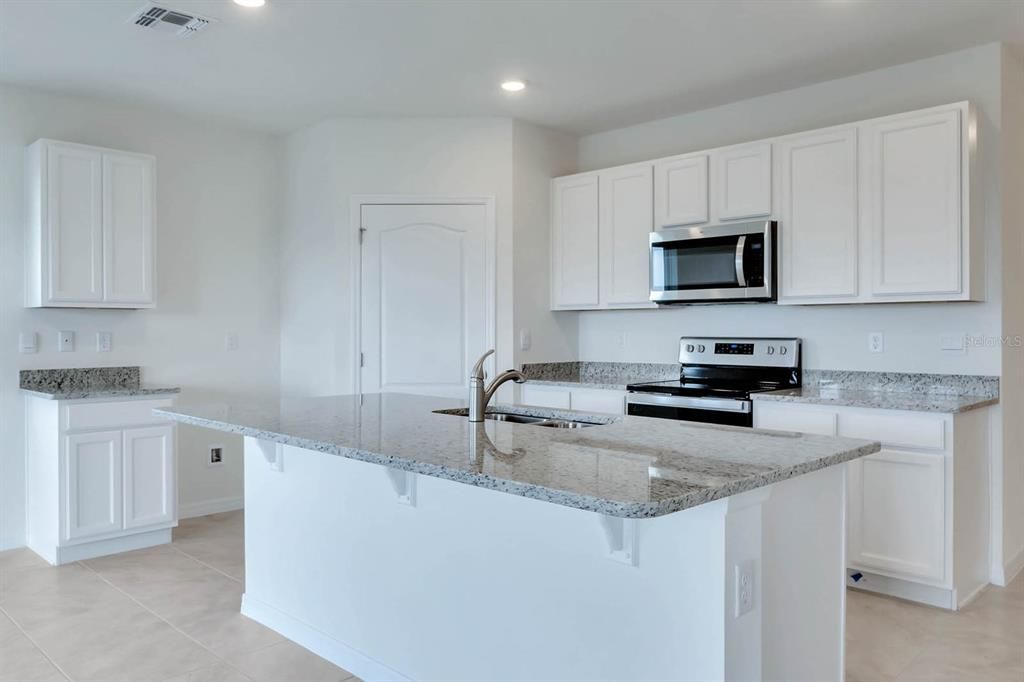 Active With Contract: $375,990 (4 beds, 2 baths, 1605 Square Feet)