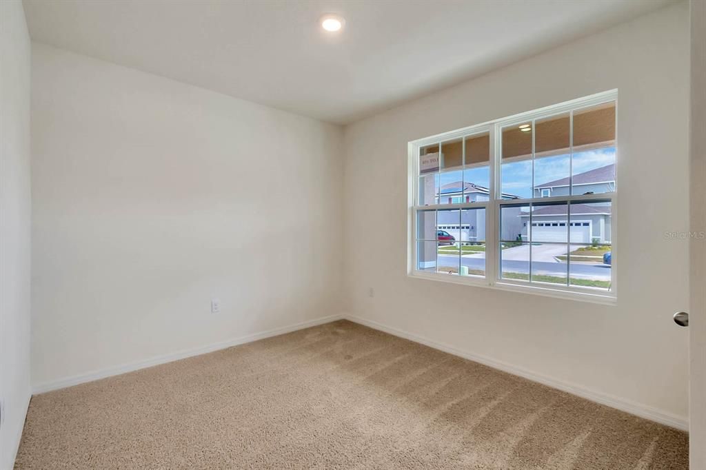 Active With Contract: $375,990 (4 beds, 2 baths, 1605 Square Feet)