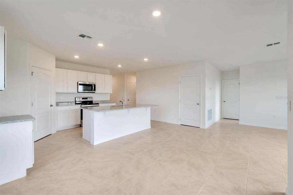 Active With Contract: $375,990 (4 beds, 2 baths, 1605 Square Feet)