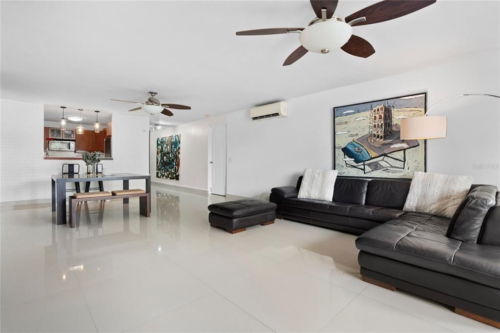 В аренду: $3,500 (3 спален, 2 ванн, 1717 Квадратных фут)