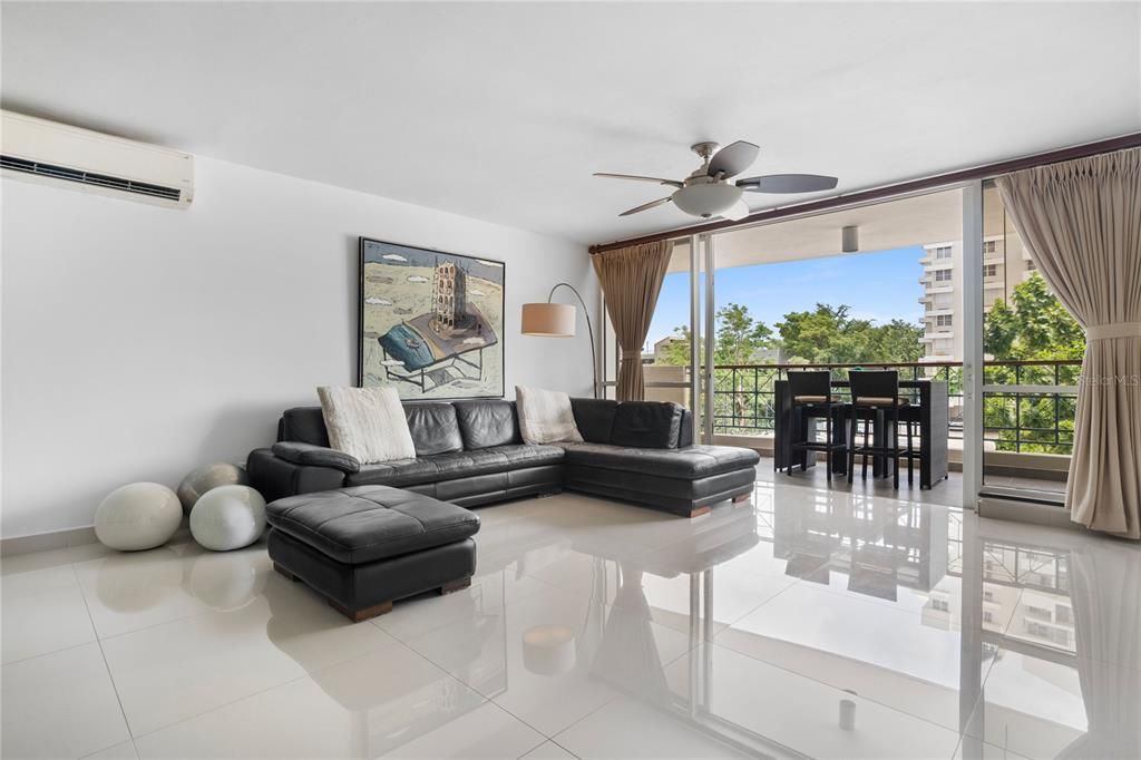 В аренду: $3,500 (3 спален, 2 ванн, 1717 Квадратных фут)