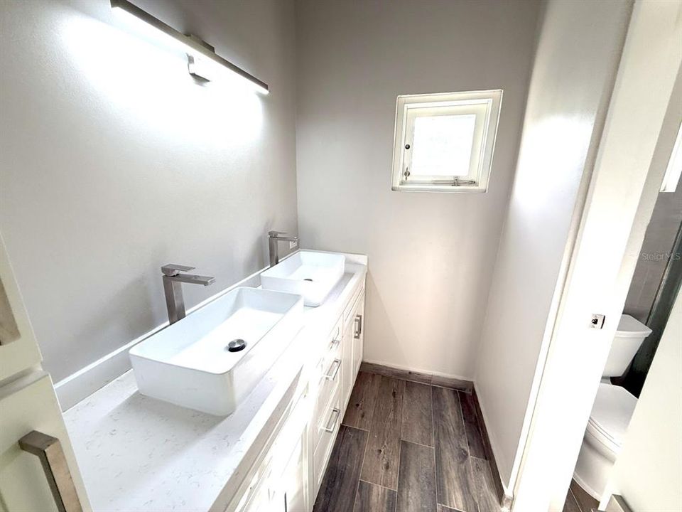 待售: $1,647,000 (5 贝兹, 4 浴室, 3500 平方英尺)