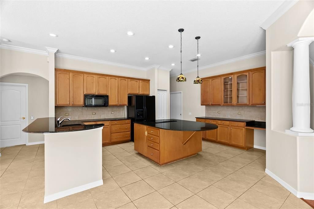 Active With Contract: $3,540 (4 beds, 3 baths, 2585 Square Feet)