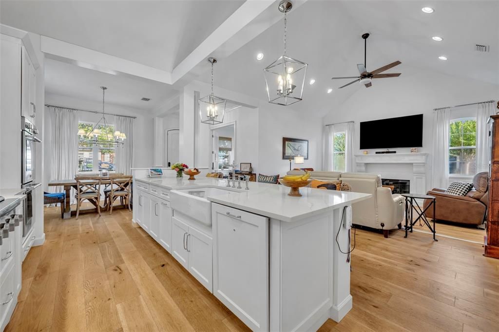 待售: $1,649,999 (4 贝兹, 3 浴室, 2860 平方英尺)