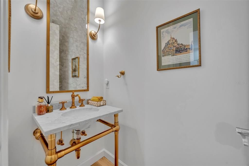 待售: $1,649,999 (4 贝兹, 3 浴室, 2860 平方英尺)